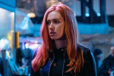 Объявлено, кто сыграет Красную Фурию в сериале по комиксам Bubble