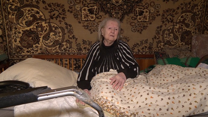 Незрячую блокадницу с докторской степенью по химии держат взаперти в квартире у Эрмитажа Незрячую блокадницу с докторской степенью по химии держат взаперти в квартире у Эрмитажа