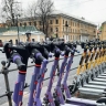 Снег против самокатов: кикшеринг в Петербурге встал на паузу