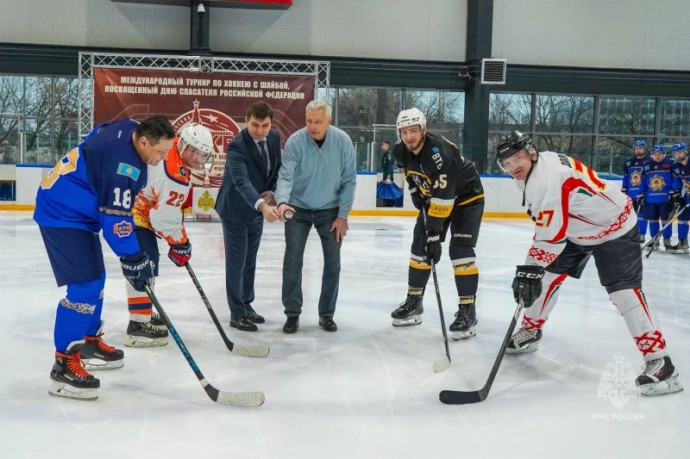Сила в единстве: международный хоккейный турнир спасателей России, Беларуси и Казахстана Сила в единстве: международный хоккейный турнир спасателей России, Беларуси и Казахстана