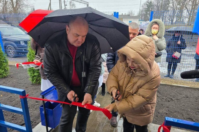 В Новодарьевке ЛНР торжественно открыли новый ФАП В Новодарьевке ЛНР торжественно открыли новый ФАП