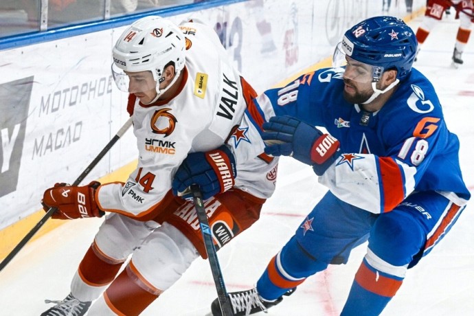 КХЛ признала, что судьи неправильно засчитали победный гол СКА в матче с "Автомобилистом" КХЛ признала, что судьи неправильно засчитали победный гол СКА в матче с "Автомобилистом"