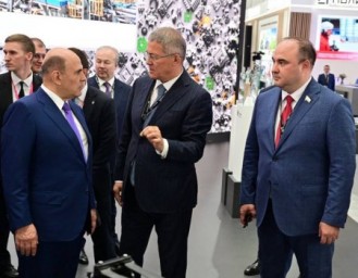 Глава Башкирии доложил Мишустину о проектах региона в сфере промышленности