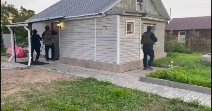 В Новгородской области расследовали дело вымогателей трёх миллионов рублей