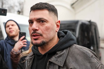 Счета популярного российского рэпера заморозили в его день рождения
