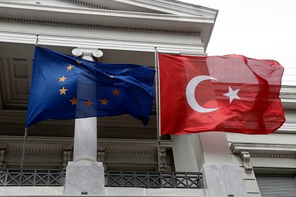 В Турции увидели признак слабости Запада перед Россией В Турции увидели признак слабости Запада перед Россией