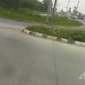 Рухнувший со столба провод перегородил дорогу в Южно-Сахалинске