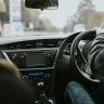 В МВД предложили пересмотреть правила допуска праворульных автомобилей на дороги РФ