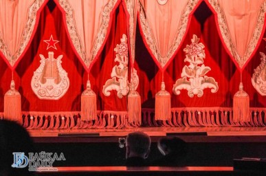 В Бурятии сельчане распереживались из-за простаивающего ДК