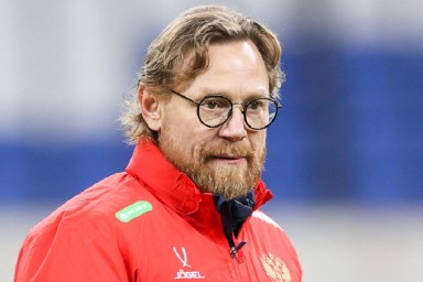 Карпин принял участие в голосовании за лучшего футболиста года