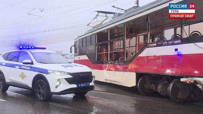 ДТП на Пролетарском мосту: тульские «Вести» собрали подробности в видео ДТП на Пролетарском мосту: тульские «Вести» собрали подробности в видео