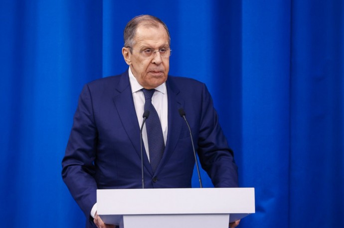 Лавров прокомментировал «крики Зеленского в микрофон»