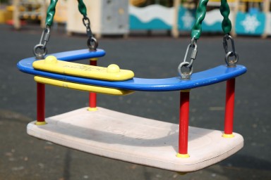 Детсады закрыли в российском регионе в связи с атакой беспилотников