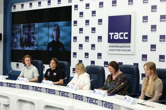 Российские школьники представят страну на восьми международных олимпиадах