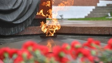 Прикурившая от Вечного огня предстанет перед судом