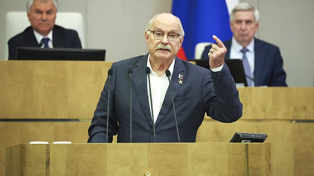 Режиссер Никита Михалков награжден Медалью Государственной Думы Режиссер Никита Михалков награжден Медалью Государственной Думы