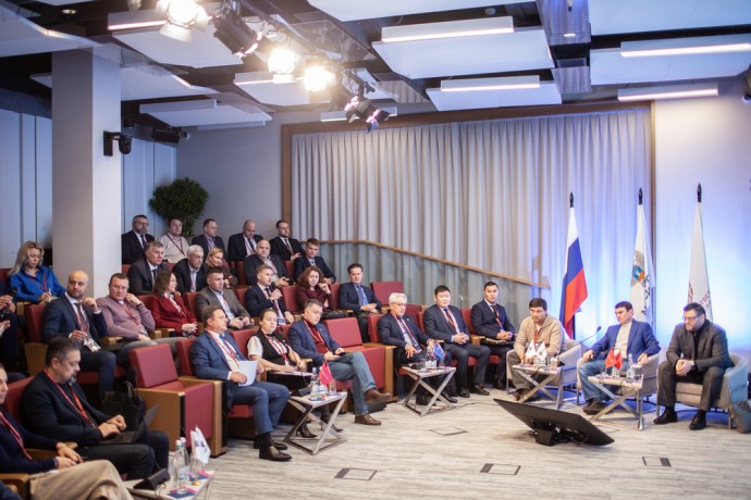 В Центре взаимодействия и коммуникаций в строительстве прошла стратегическая сессия для представителей региональных строительных комплексов субъектов Российской Федерации В Центре взаимодействия и коммуникаций в строительстве прошла стратегическая сессия для представителей региональных строительных комплексов субъектов Российской Федерации