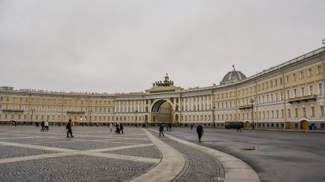 Центр Петербурга очистили от нелегальных торговцев