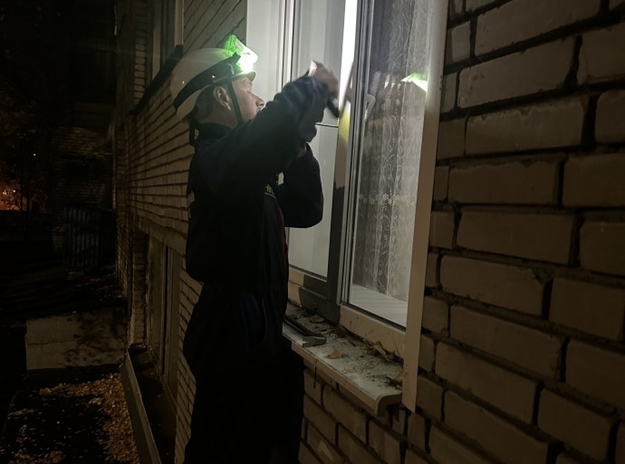 На улице Рахманинова в Пензе вскрыли квартиру с ребенком внутри На улице Рахманинова в Пензе вскрыли квартиру с ребенком внутри