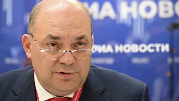 Суд продлил арест экс-губернатору Курской области Смирнову