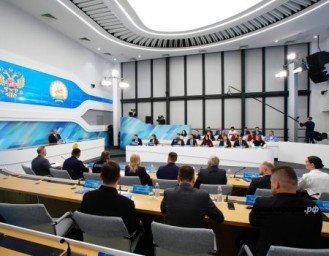 Радий Хабиров прокомментировал слухи об отставке Андрея Назарова