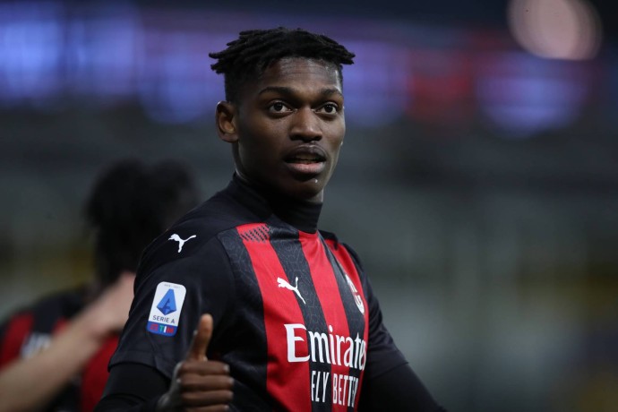 Дубль Леау принёс «Милану» победу над «Фиорентиной» Дубль Леау принёс «Милану» победу над «Фиорентиной»