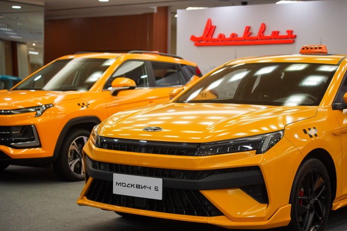 Сенатор Кутепов: использование отечественных авто в такси — не ноу-хау России Сенатор Кутепов: использование отечественных авто в такси — не ноу-хау России