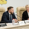 Симаков и Ковалева тянутся друг к другу