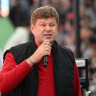 Губерниев поддержал аннулирование рекорда российского бегуна из-за флага России