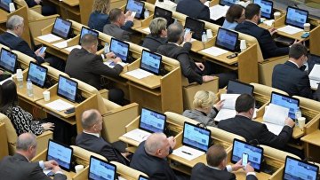 Закон об окладах в военных судах за рубежом поддержали в Госдуме