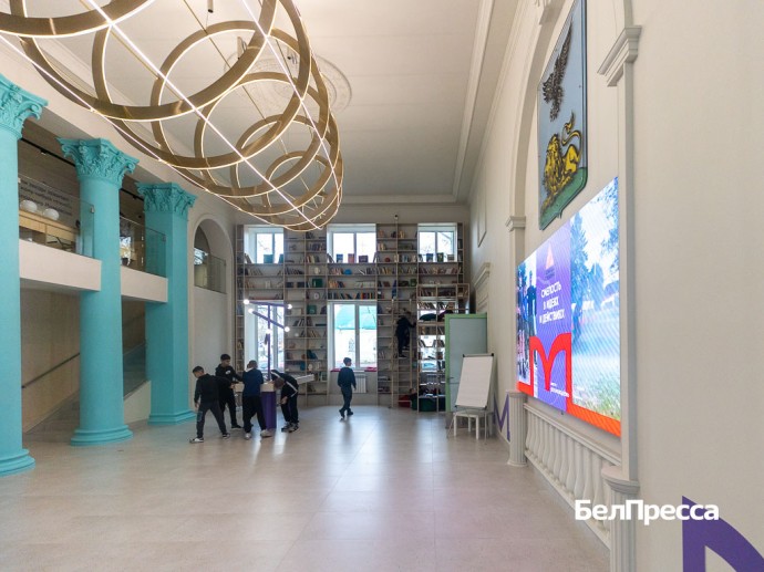 А после квиза – кино. Старый кинотеатр в Губкине превратился в молодёжный центр «Россия»