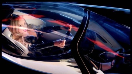 Певица Мэрайя Кэри стала новой обладательницей редкого электромобиля Faraday Future FF91