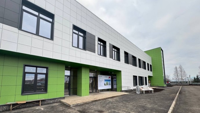 В Башкирии завершается строительство двух поликлиник В Башкирии завершается строительство двух поликлиник