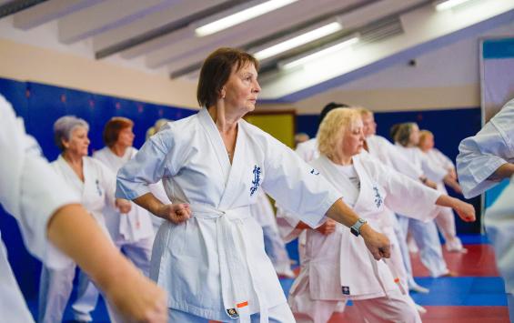 Участники проекта «Курское долголетие» успешно прошли квалификационные экзамены по киокусинкай