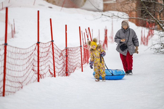 На лыжах и ватрушках: как кататься безопасно На лыжах и ватрушках: как кататься безопасно