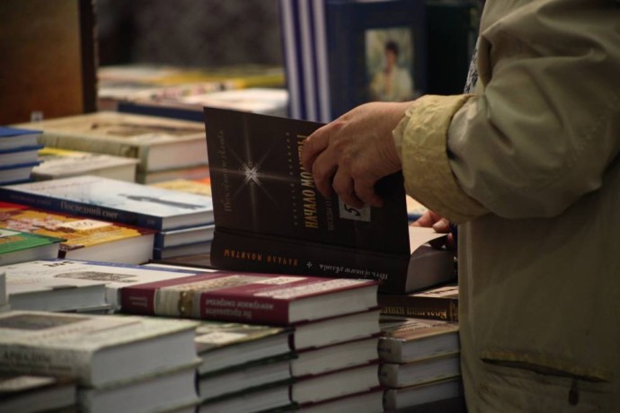 Мизулина пообещала пермским школьникам книги по обществознанию