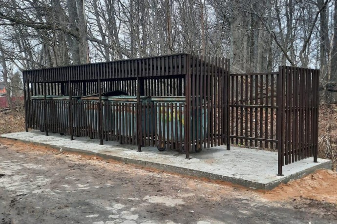 В центре трудовой адаптации осужденных в Ярославской области изготовили контейнерные площадки