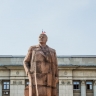 Ленина на площади вымоют за 26 тысяч рублей