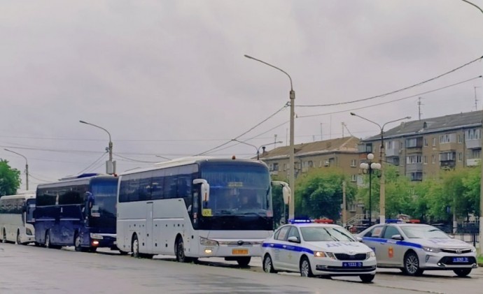 Детей из Магнитогорска сопроводили на Атомный выпускной