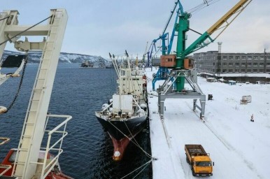 Регионам просят добавить бюджетных денег на северный завоз