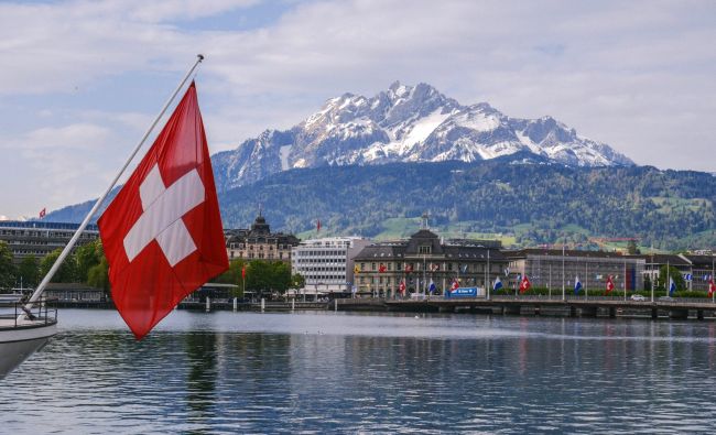 Швейцария с ноября ограничила порядок предоставления убежища беженцам с Украины Швейцария с ноября ограничила порядок предоставления убежища беженцам с Украины