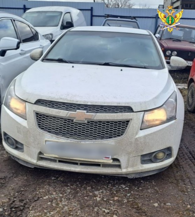Кировчанка побоялась потерять авто и оплатила штрафы