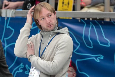 Плющенко — о Мостовом: Его надо назначить вместо Карпина в сборную