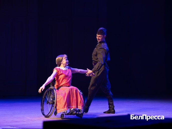 В Белгороде провели фестиваль творчества пожилых людей и инвалидов «Верю в себя» В Белгороде провели фестиваль творчества пожилых людей и инвалидов «Верю в себя»