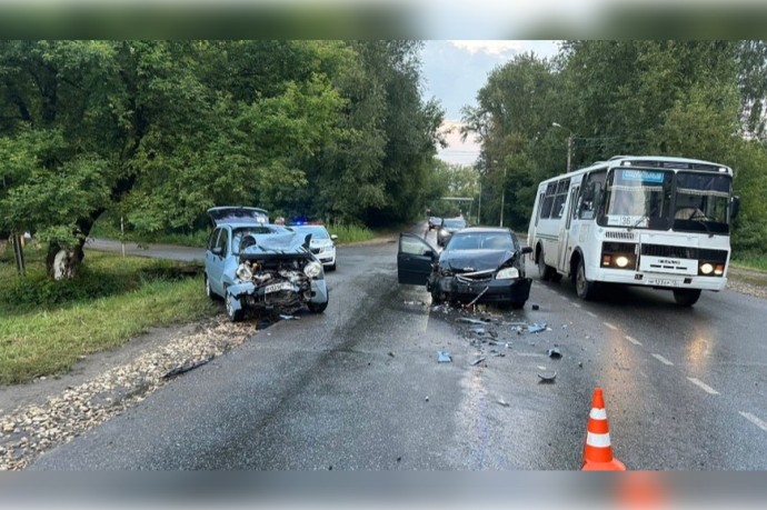 Выехала на встречку. В Саранске столкнулись Daewoo Matiz и Chevrolet Lacetti