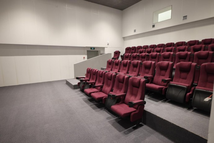 Киноиндустрия в тренде: зарплаты видеооператоров достигли 150 тысяч рублей Киноиндустрия в тренде: зарплаты видеооператоров достигли 150 тысяч рублей