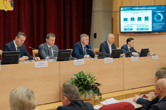 Спикер Заксобрания Кировской области Роман Береснев: После публичных слушаний продолжим обсуждение бюджета в рамках парламентской сессии Спикер Заксобрания Кировской области Роман Береснев: После публичных слушаний продолжим обсуждение бюджета в рамках парламентской сессии