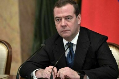 Маска рассмешила шутка Медведева с предложением помирить его с Трампом