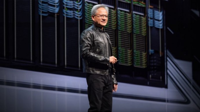 NVIDIA опять стала самой дорогой компанией мира, обновив рекорд капитализации на отметке $3,77 трлн
