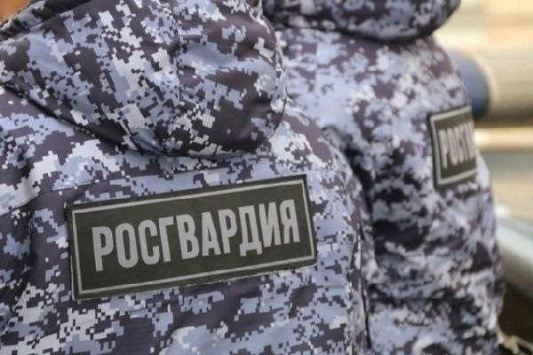 В Ленобласти росгвардейцы задержали мужчину, выстрелившего из травматического пистолета в оппонента В Ленобласти росгвардейцы задержали мужчину, выстрелившего из травматического пистолета в оппонента